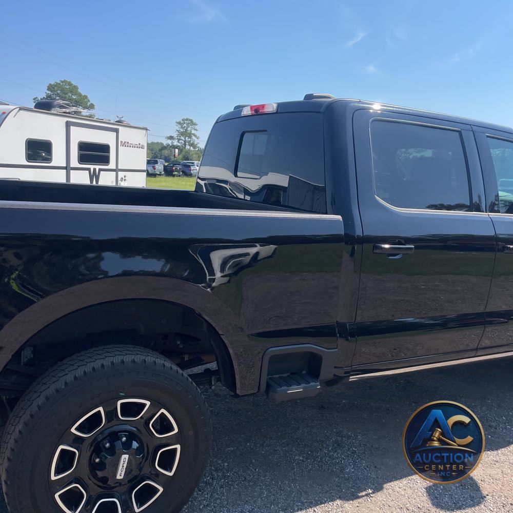 2025 Ford F-250 Super Duty Platinum