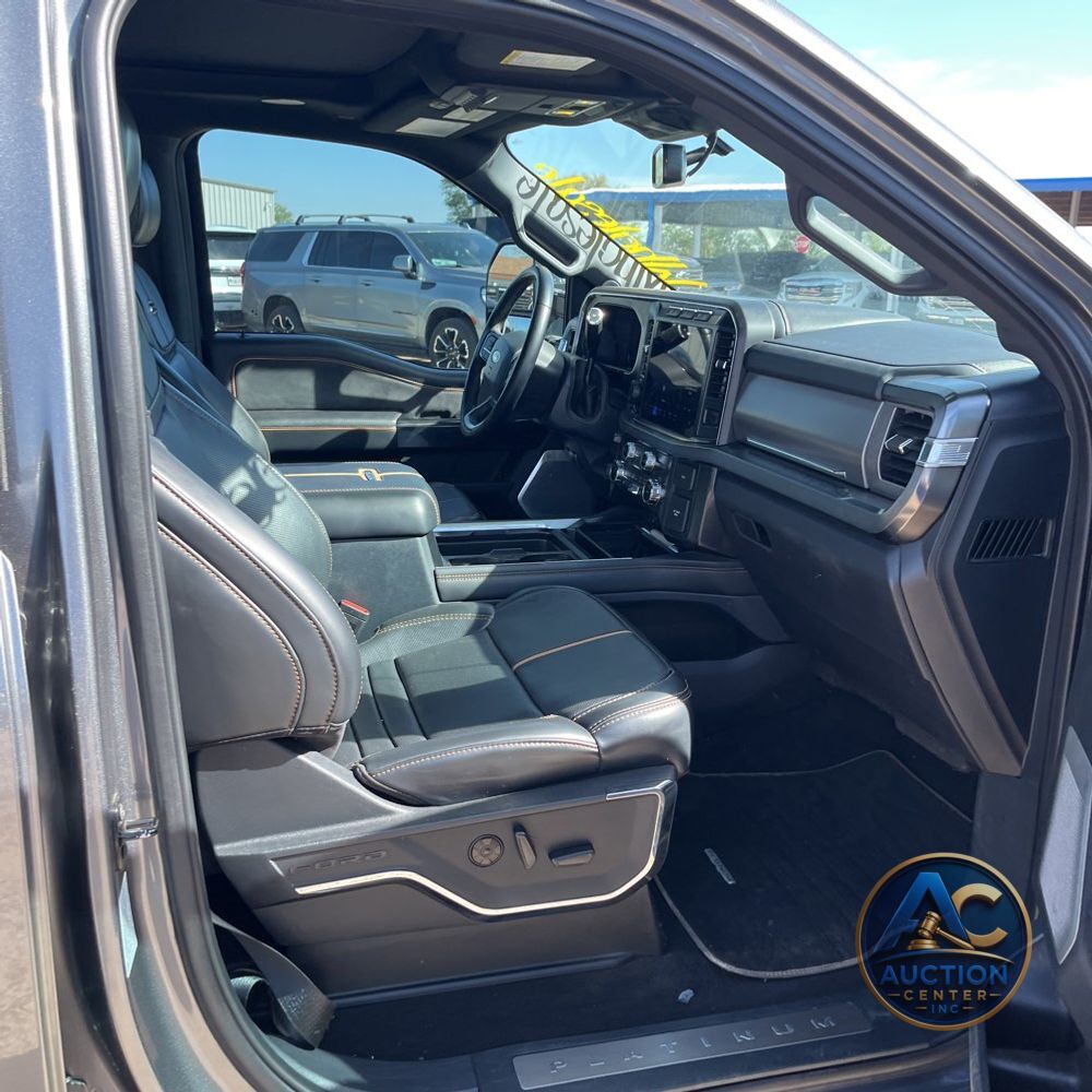 2024 Ford F-250 Super Duty Platinum