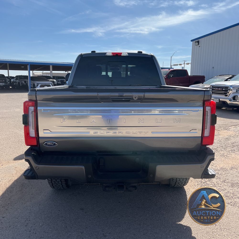 2024 Ford F-250 Super Duty Platinum