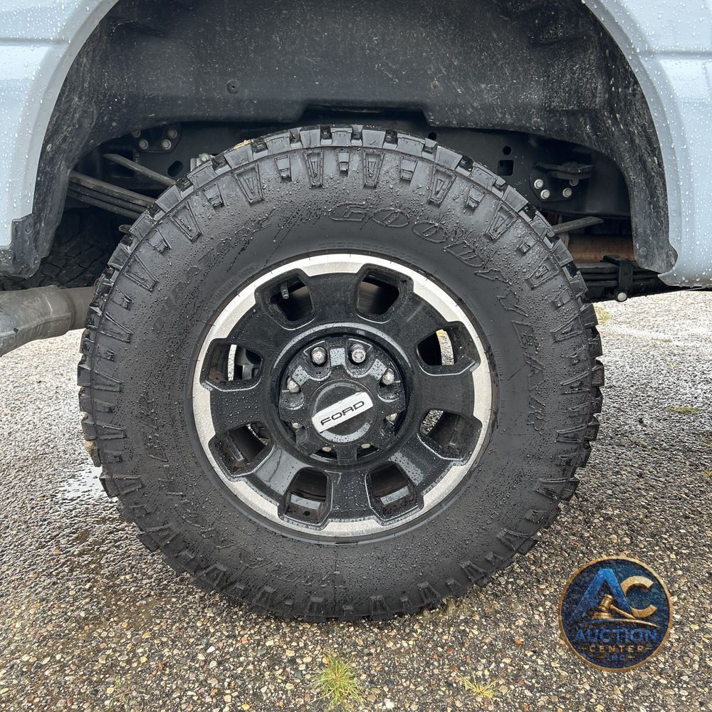 2025 Ford F250 S/D Platinum