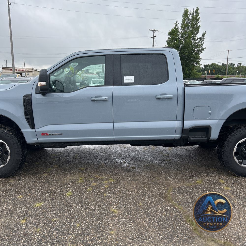 2025 Ford F250 S/D Platinum