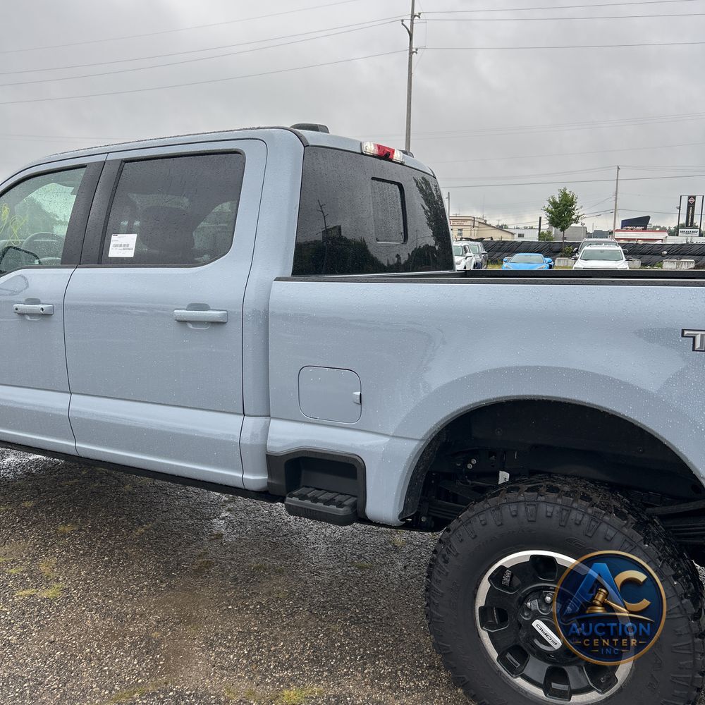 2025 Ford F250 S/D Platinum