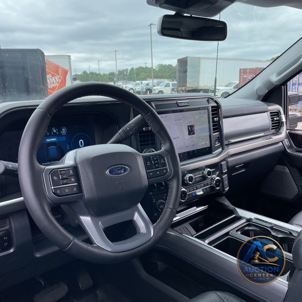 2025 Ford F-250 Super Duty Lariat