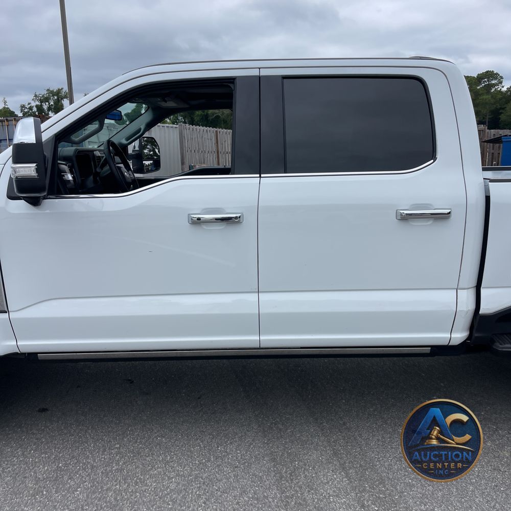 2025 Ford F-250 Super Duty Lariat