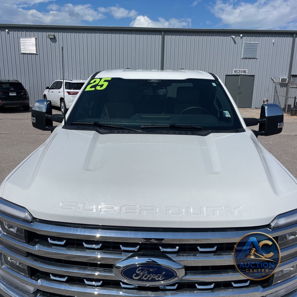 2025 Ford F-250 Super Duty Lariat