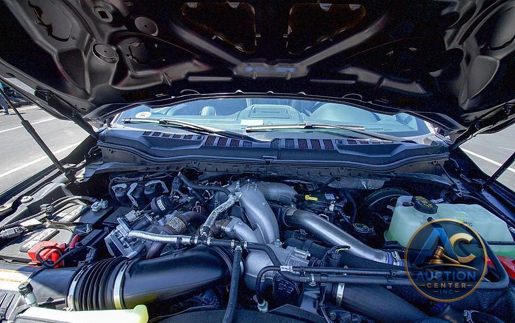 2022 Ford F-250 Super Duty Lariat Roush Edition