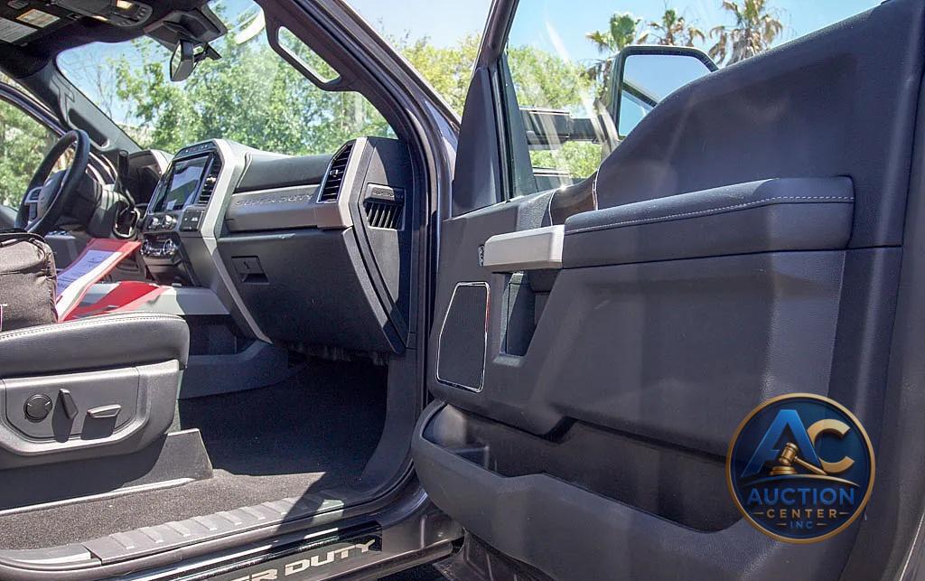2022 Ford F-250 Super Duty Lariat Roush Edition