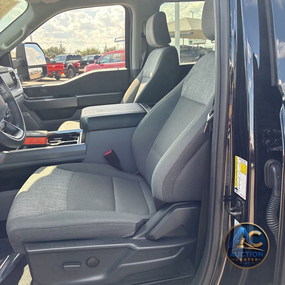 2025 Ford F-250 Super Duty XLT