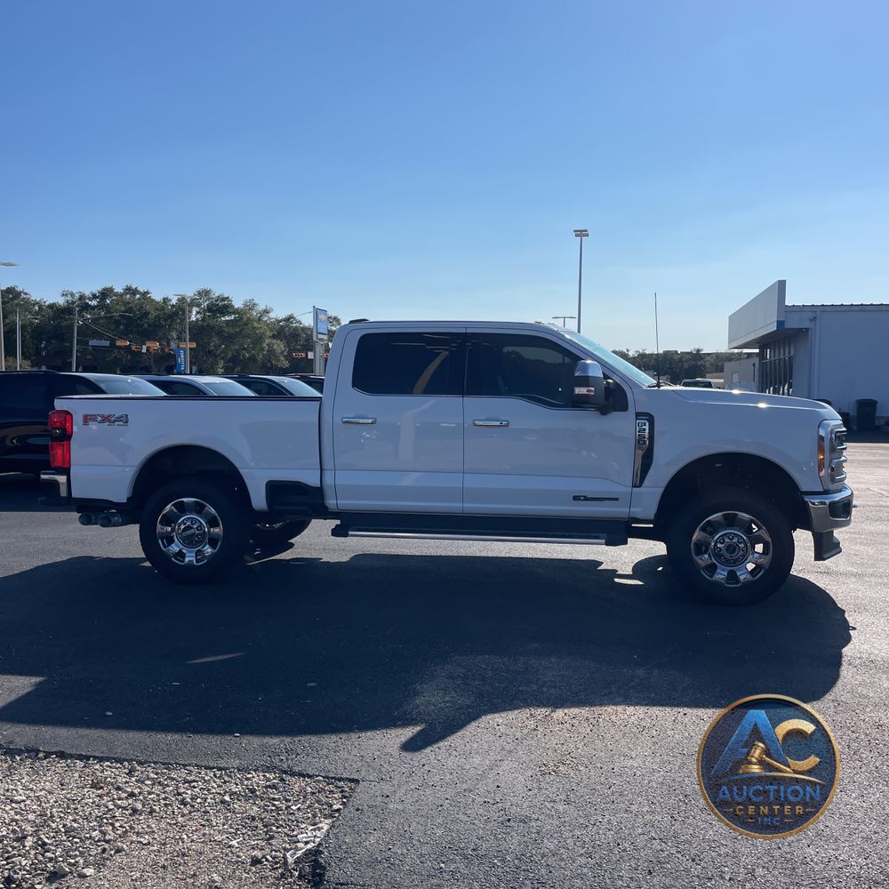2023 Ford F-250 Super Duty Lariat