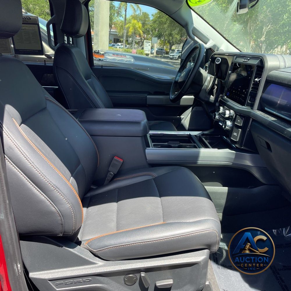 2025 Ford F-250 Super Duty Lariat