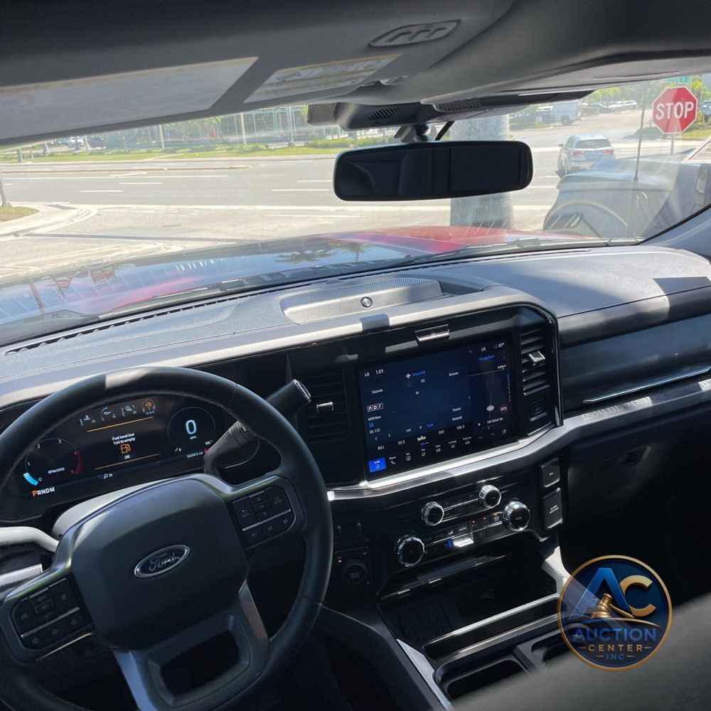 2025 Ford F-250 Super Duty Lariat