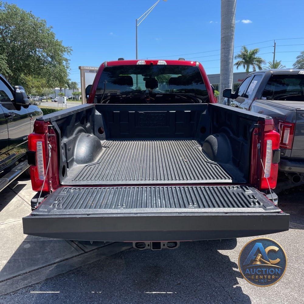 2025 Ford F-250 Super Duty Lariat
