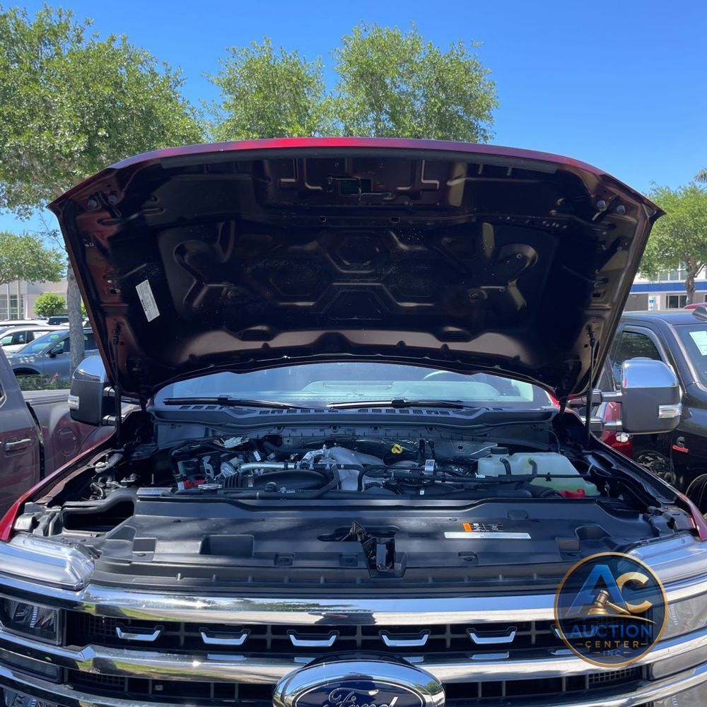 2025 Ford F-250 Super Duty Lariat