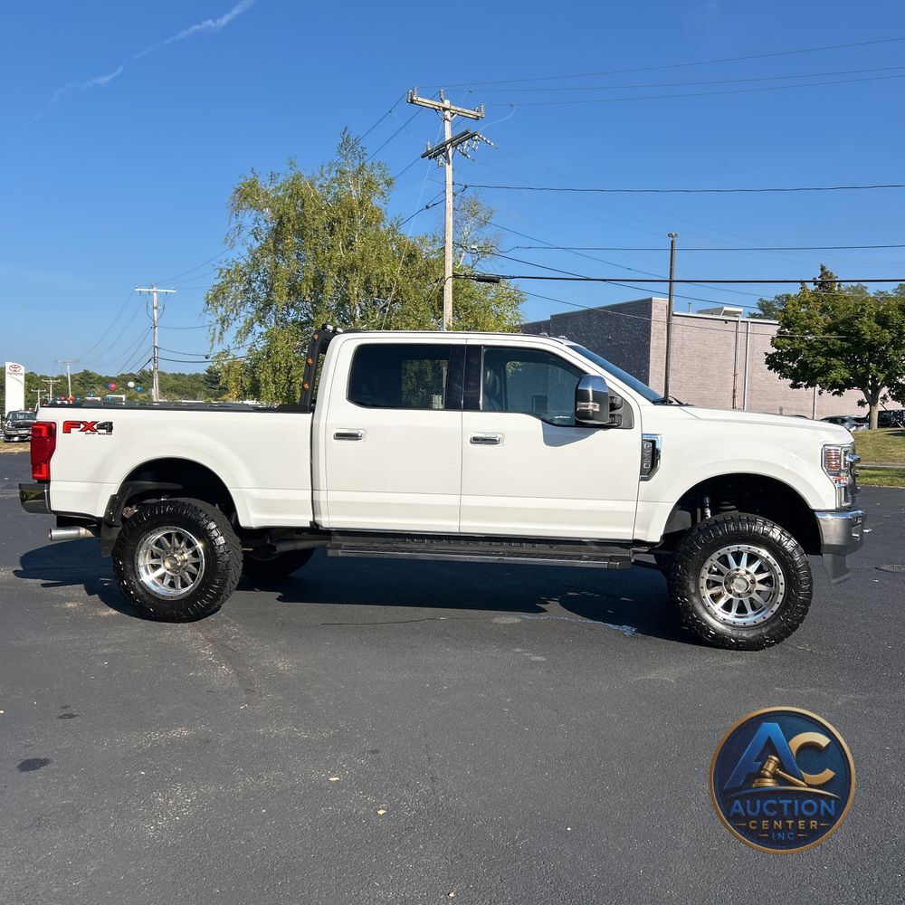 2022 Ford F-350 Super Duty Lariat