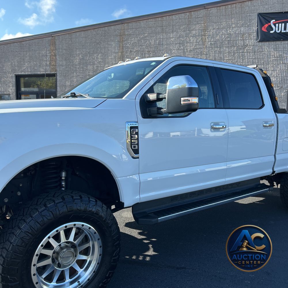2022 Ford F-350 Super Duty Lariat