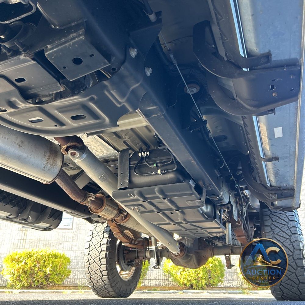 2022 Ford F-350 Super Duty Lariat