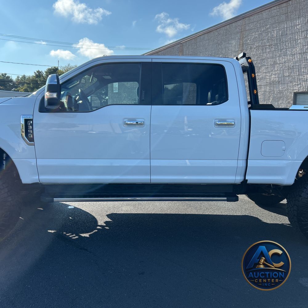 2022 Ford F-350 Super Duty Lariat