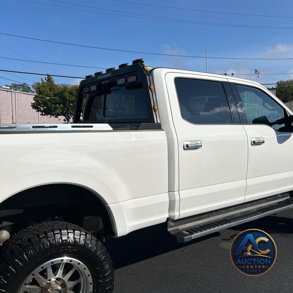 2022 Ford F-350 Super Duty Lariat