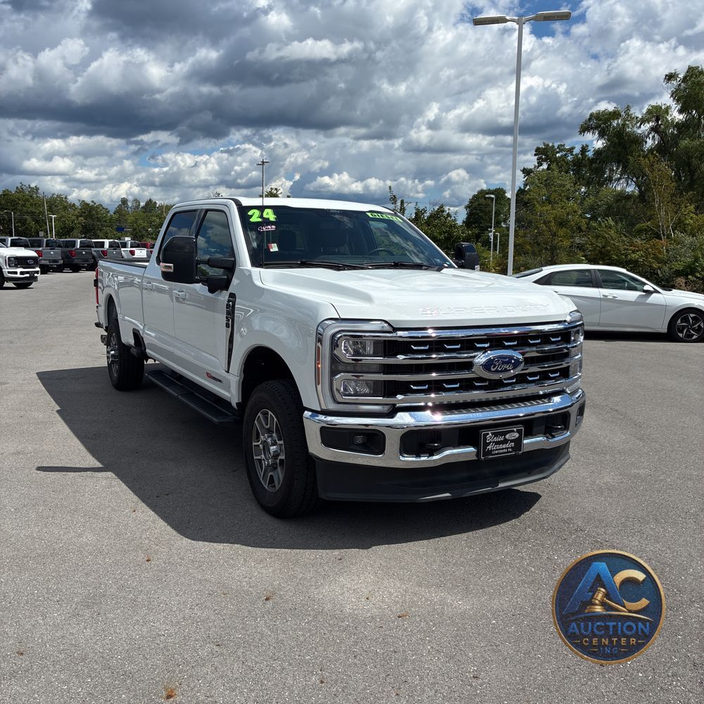 2024 Ford F350 S/D Lariat