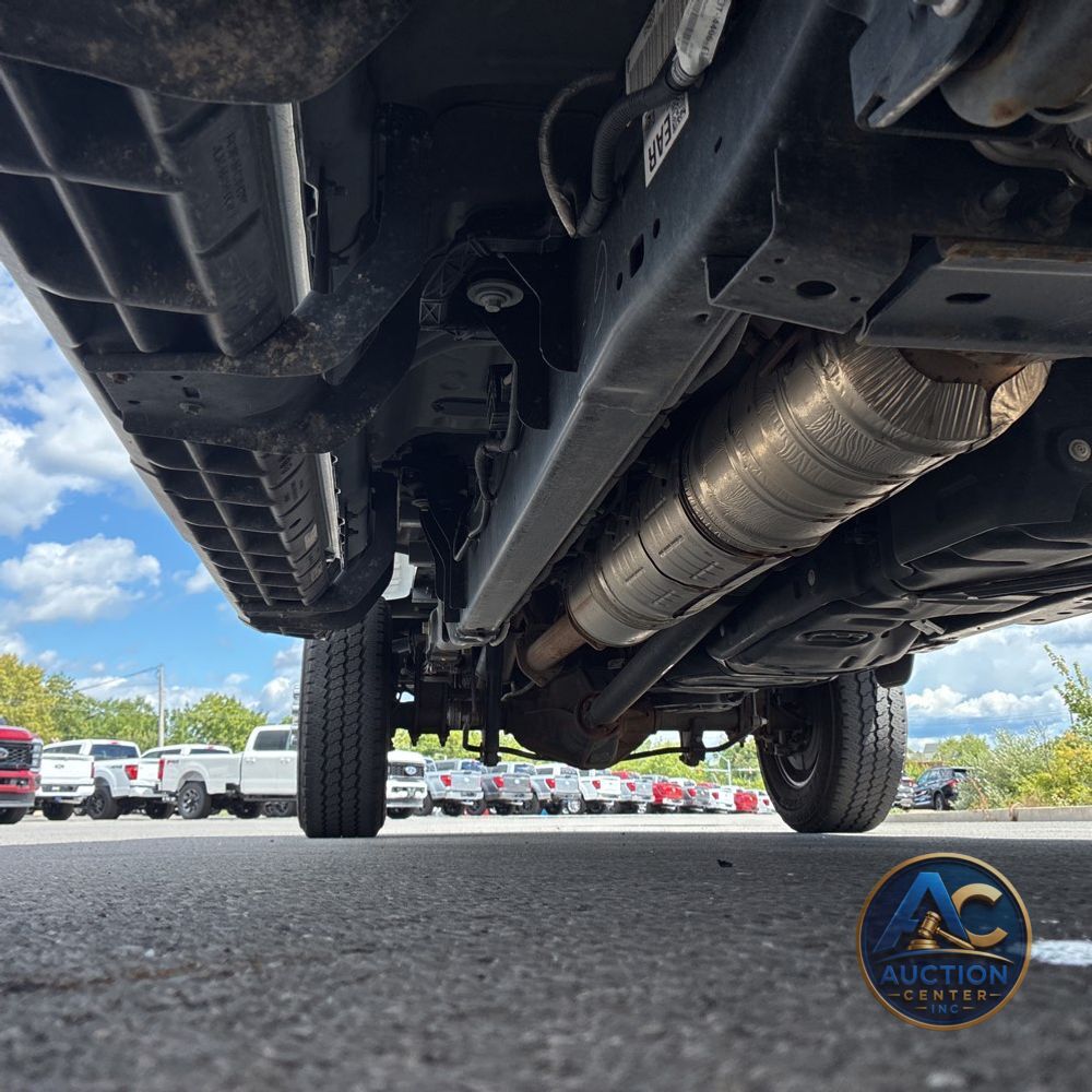2024 Ford F350 S/D Lariat