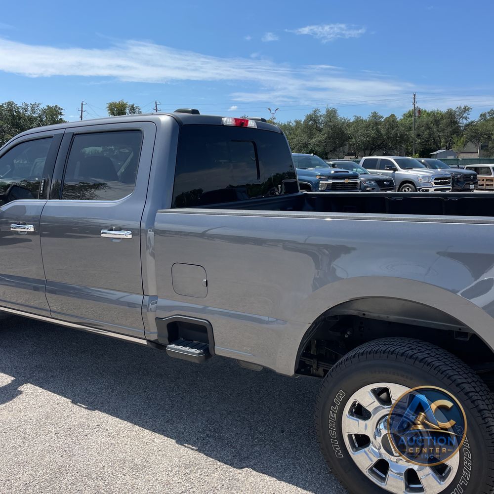 2024 Ford F-350 Super Duty Lariat