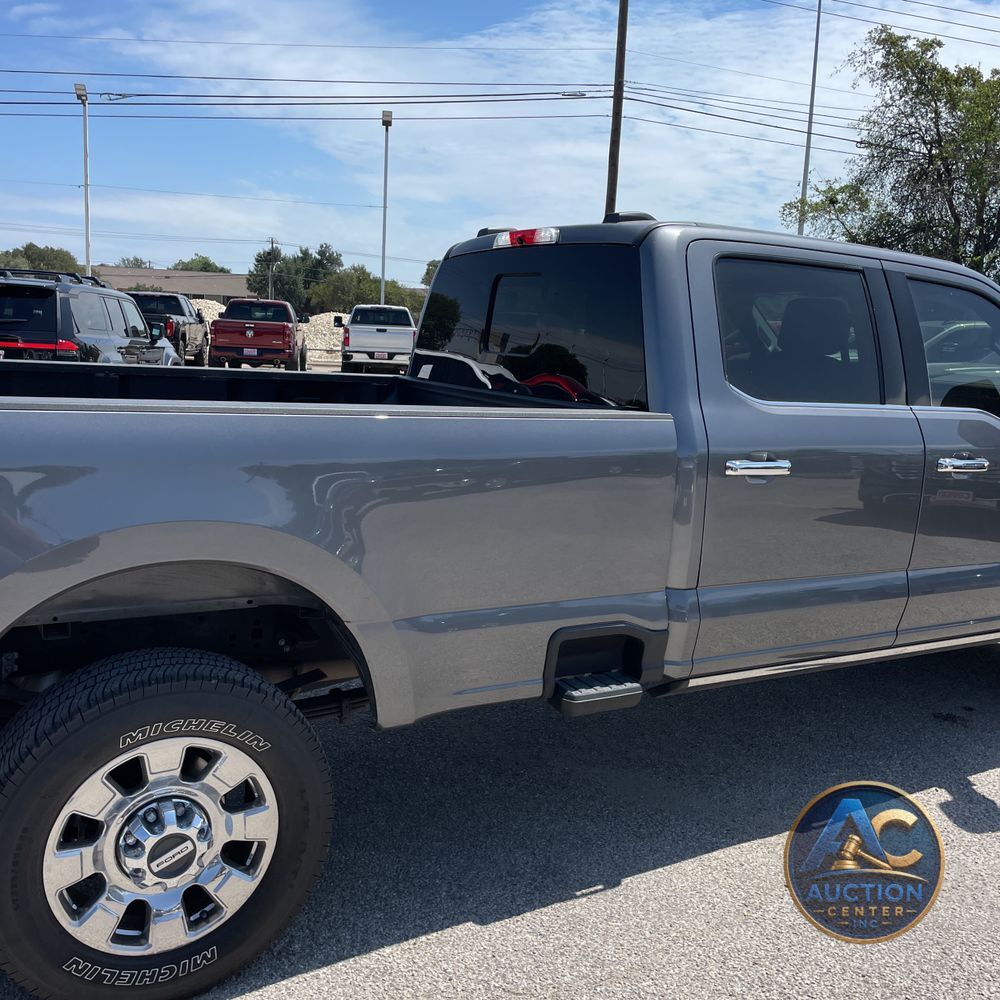 2024 Ford F-350 Super Duty Lariat