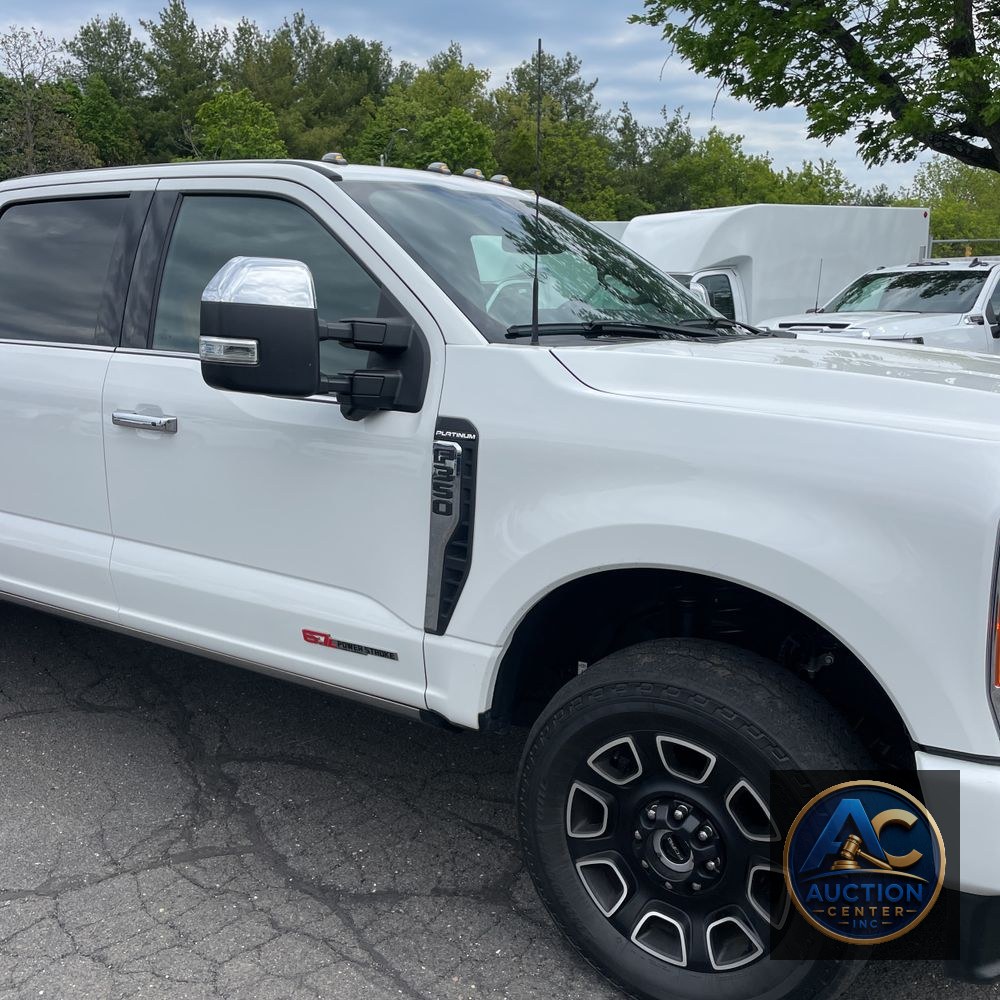 2023 Ford F-350 Super Duty Platinum