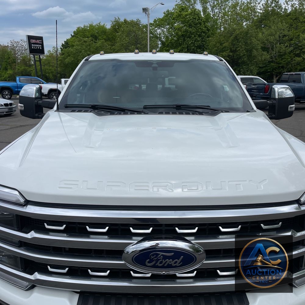 2023 Ford F-350 Super Duty Platinum
