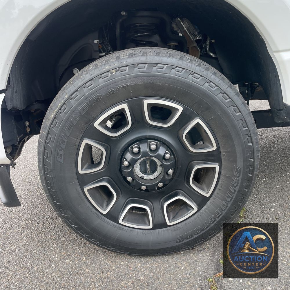 2023 Ford F-350 Super Duty Platinum