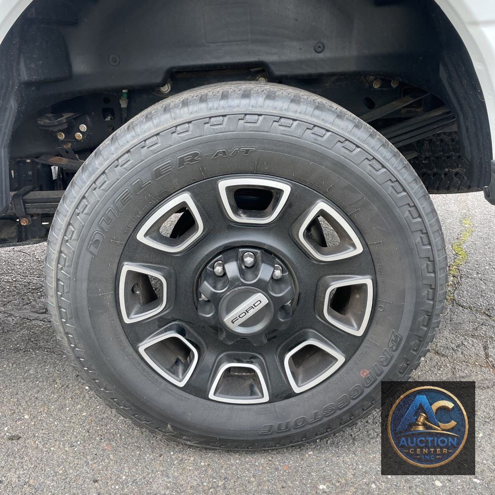 2023 Ford F-350 Super Duty Platinum
