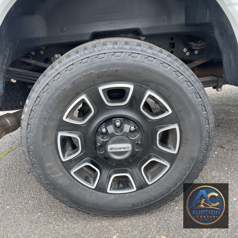 2023 Ford F-350 Super Duty Platinum