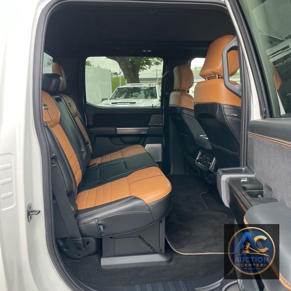 2023 Ford F-350 Super Duty Platinum