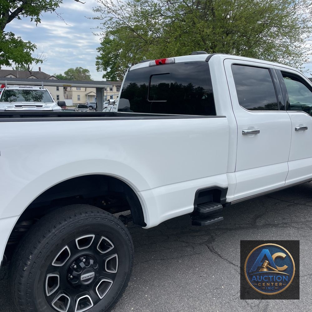 2023 Ford F-350 Super Duty Platinum
