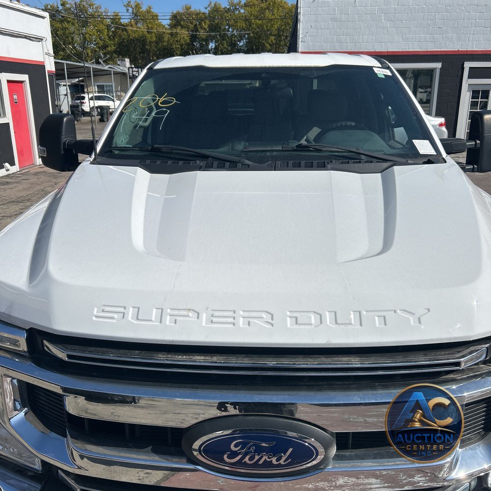 2022 Ford F350 S/D XLT