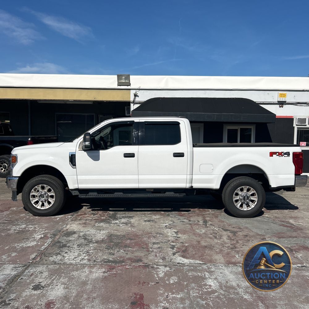 2022 Ford F350 S/D XLT