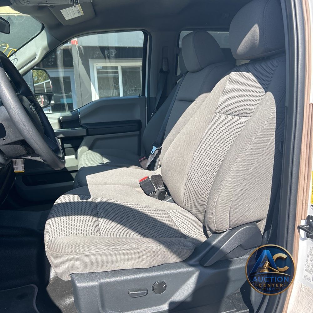 2022 Ford F350 S/D XLT