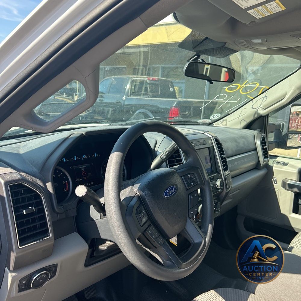 2022 Ford F350 S/D XLT