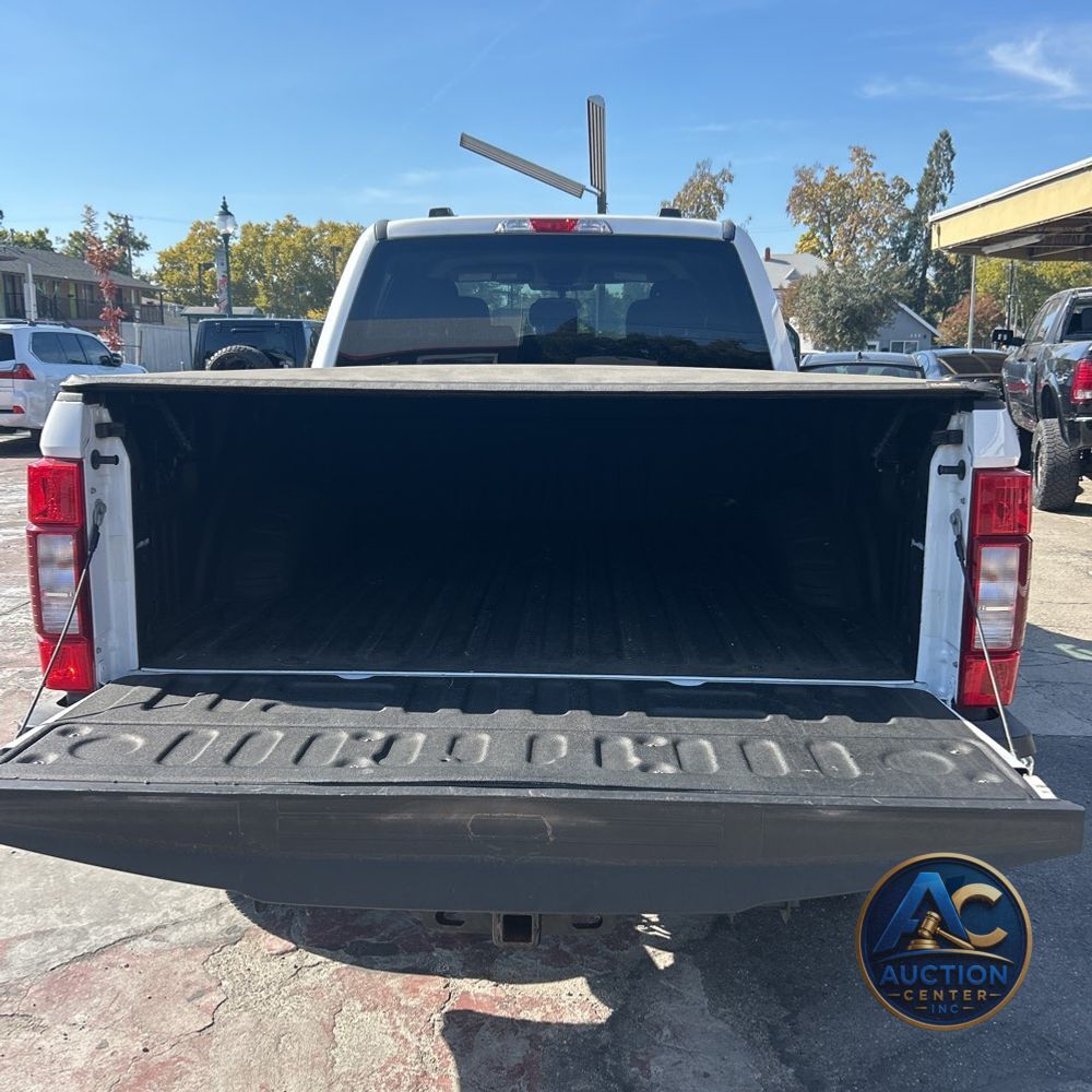 2022 Ford F350 S/D XLT