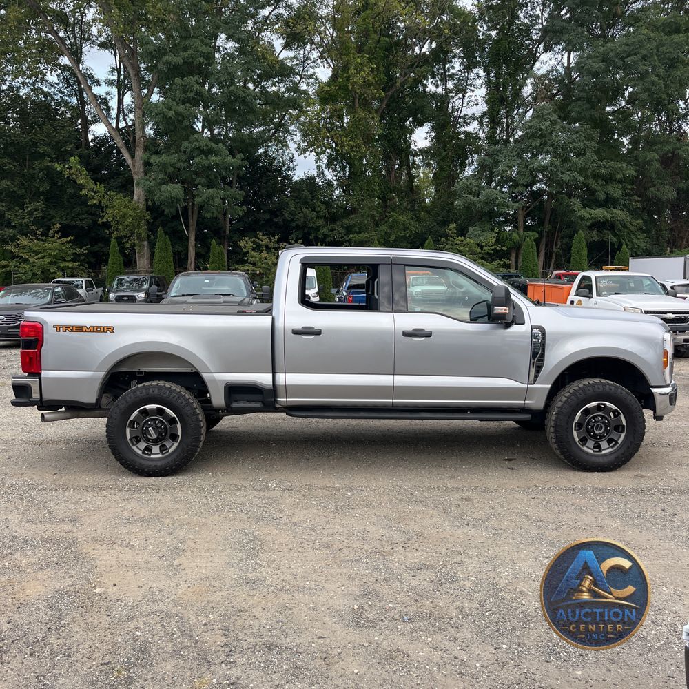 2024 Ford F-350 Super Duty XLT