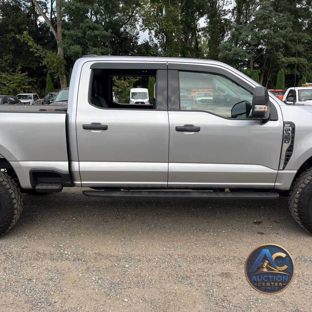 2024 Ford F-350 Super Duty XLT