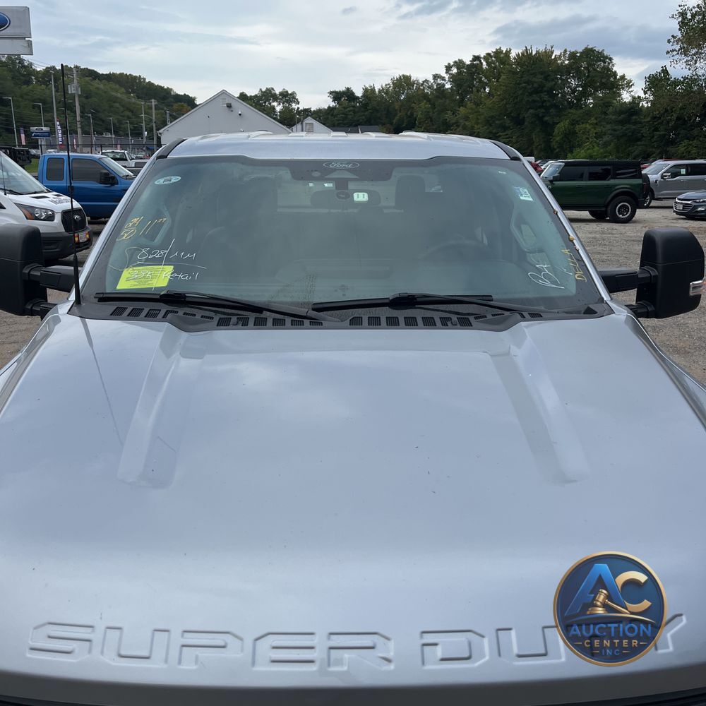 2024 Ford F-350 Super Duty XLT