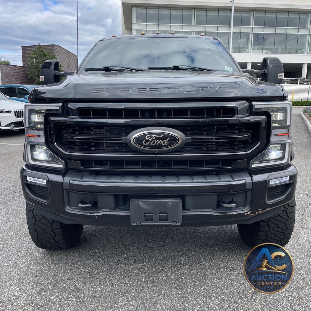 2022 Ford F-350 Super Duty Lariat