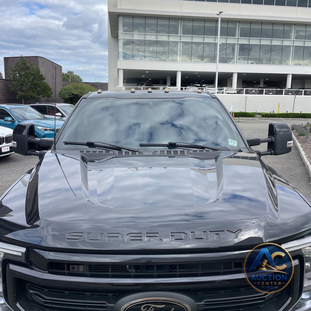 2022 Ford F-350 Super Duty Lariat