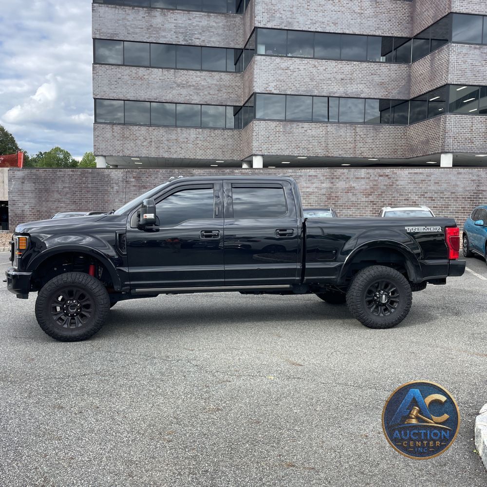 2022 Ford F-350 Super Duty Lariat