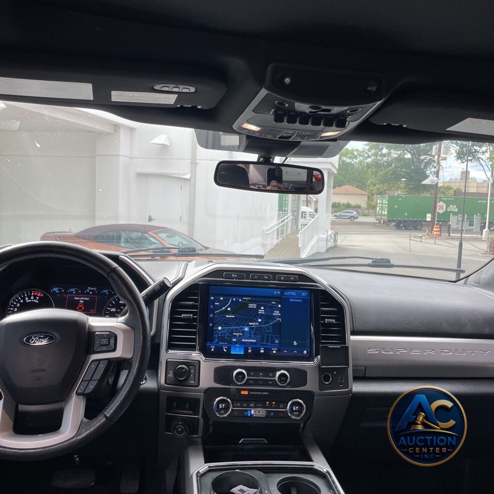 2022 Ford F-350 Super Duty Lariat