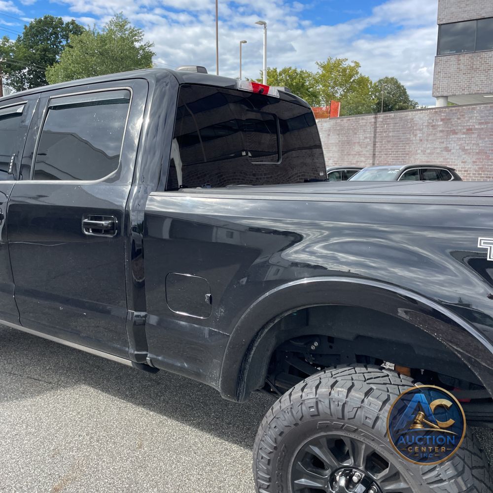 2022 Ford F-350 Super Duty Lariat