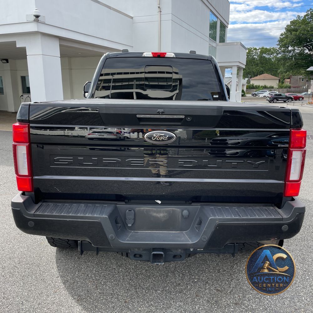 2022 Ford F-350 Super Duty Lariat