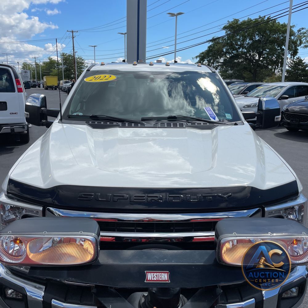 2022 Ford F-350 Super Duty Lariat