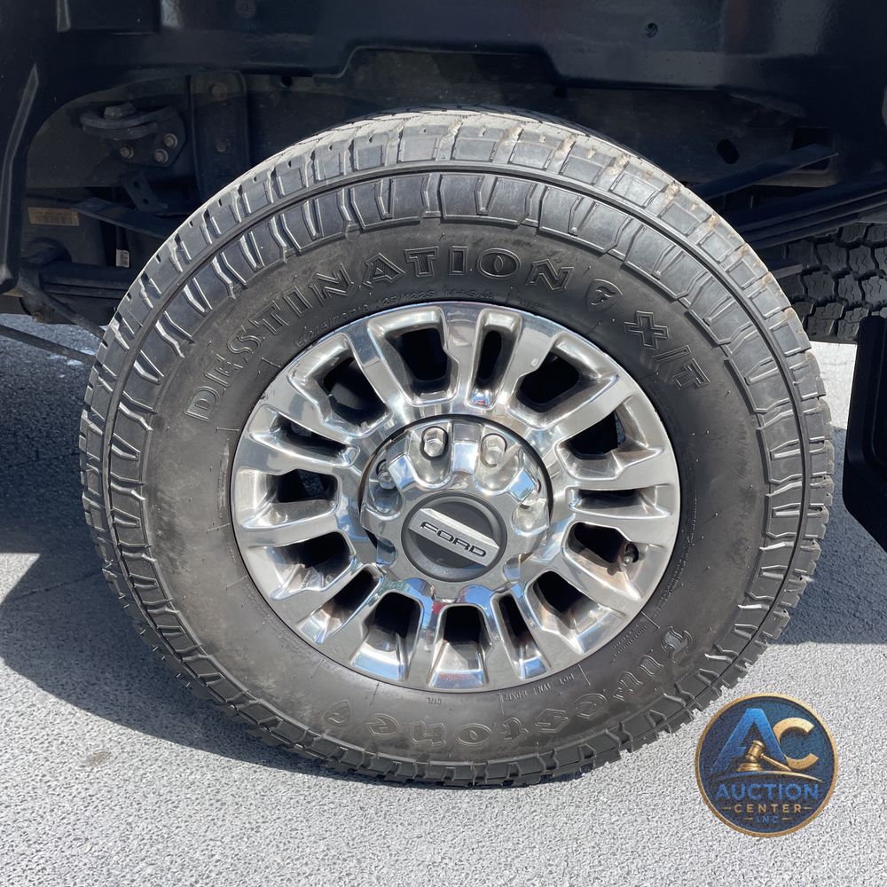 2022 Ford F-350 Super Duty Lariat