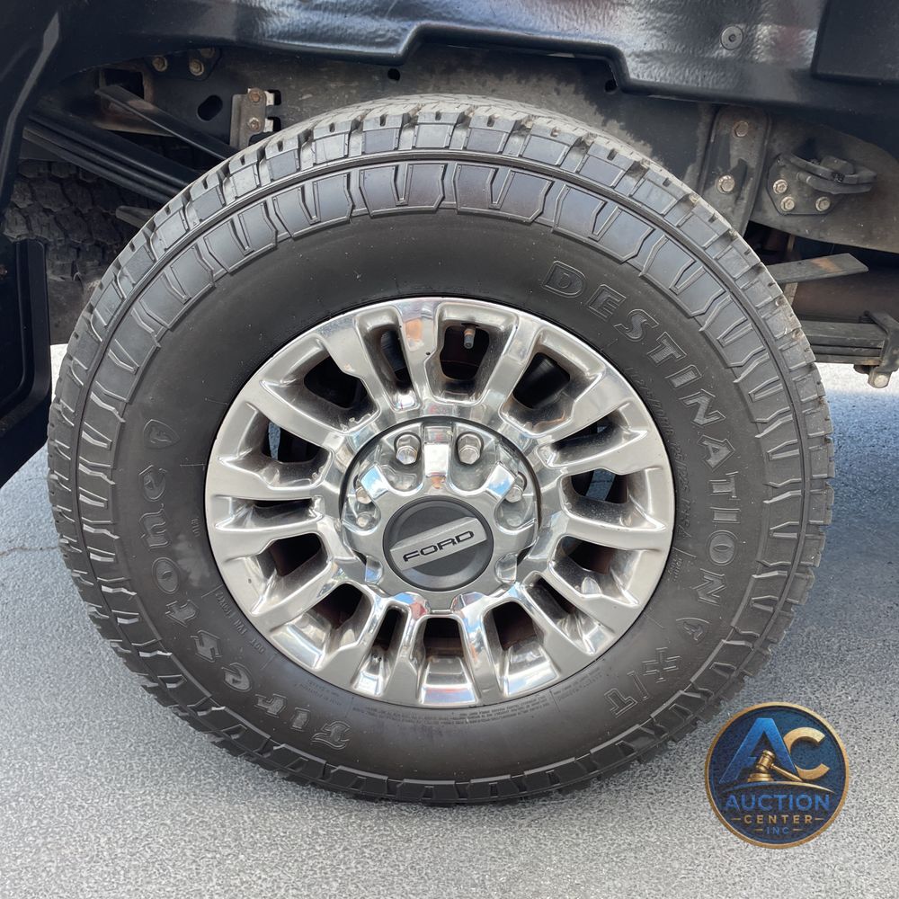 2022 Ford F-350 Super Duty Lariat